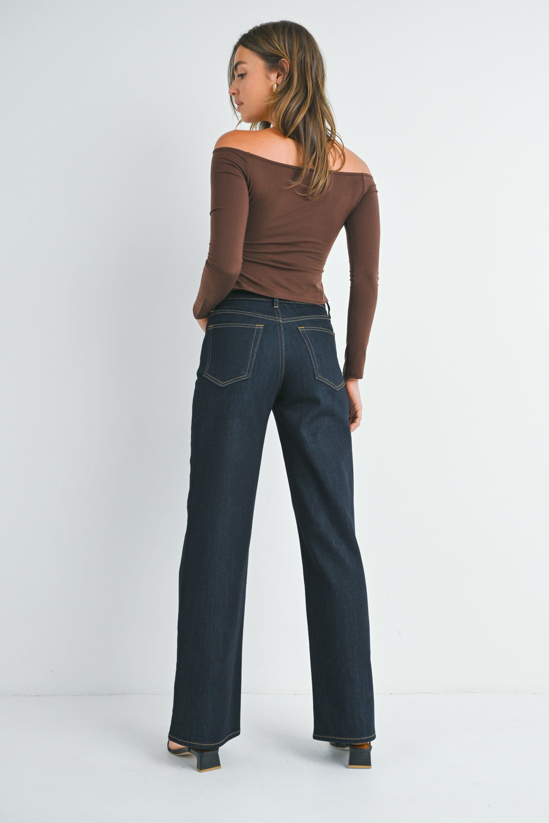 Relaxed Wide Straight