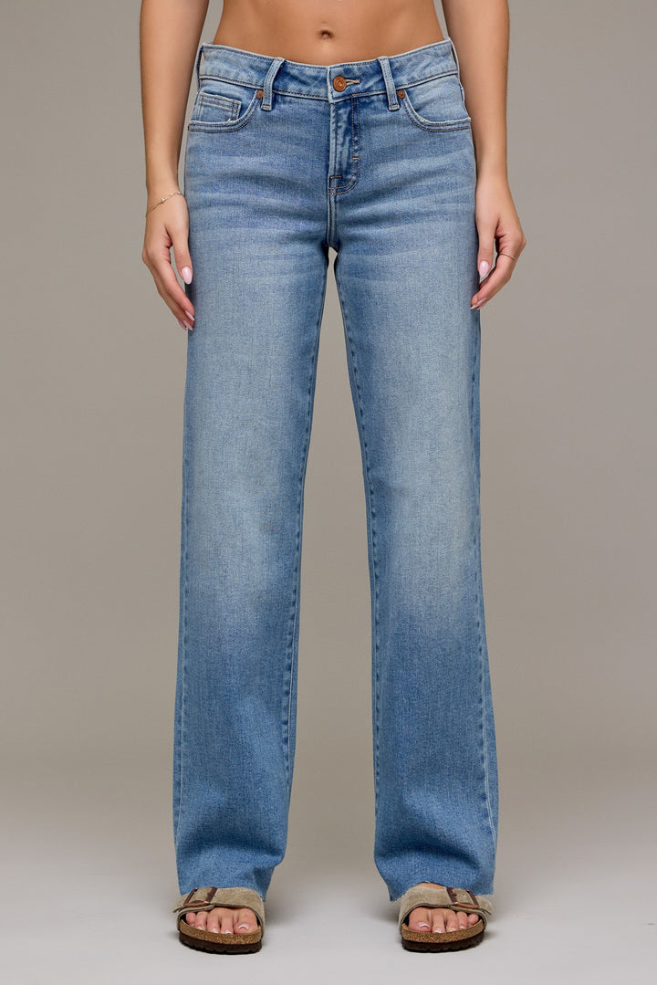 Alyssa Low Rise Classic Straight