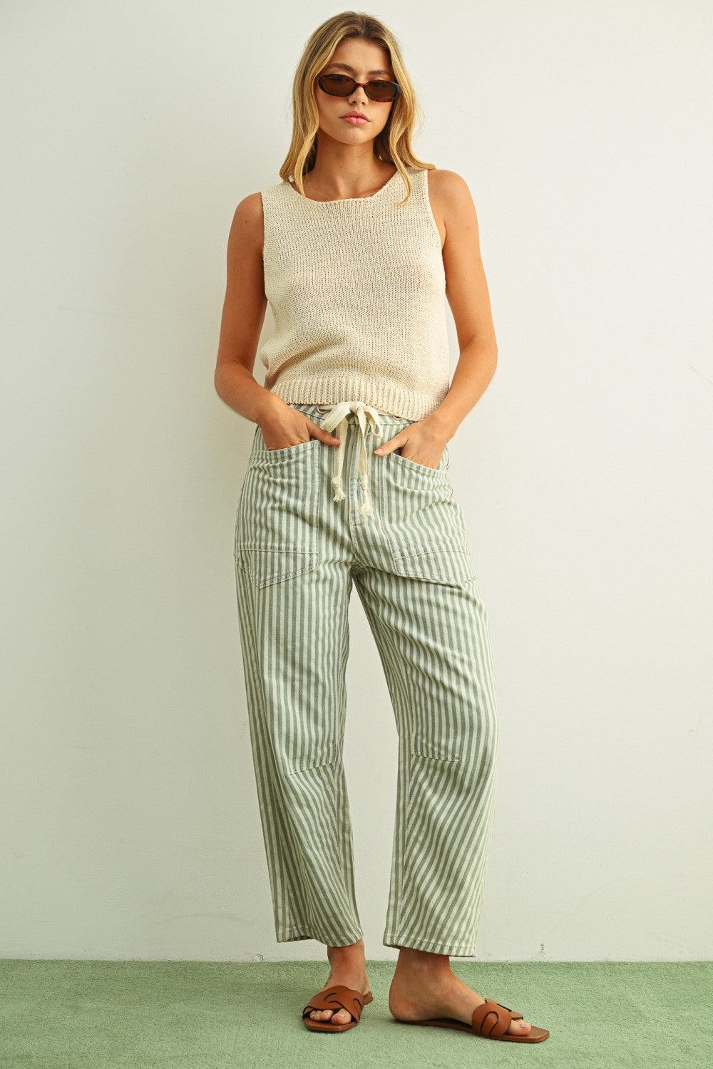 Sleeveless Roundneck Knit Top
