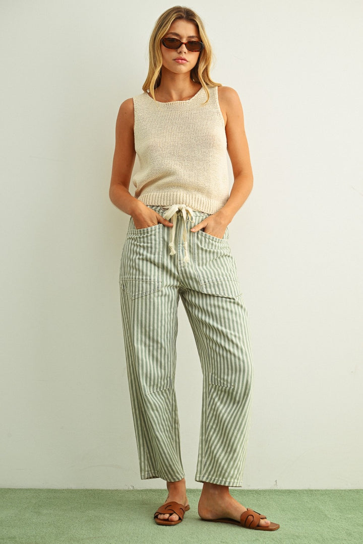 Sleeveless Roundneck Knit Top
