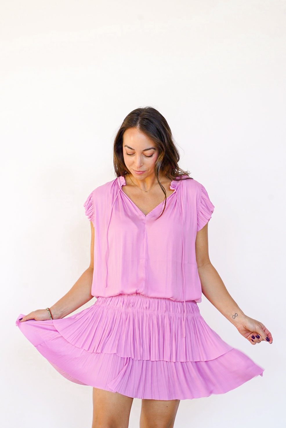 Short Sleeve Ruffle Dress – Nati Boutique Short Sleeve Ruffle Dress – Nati Boutique