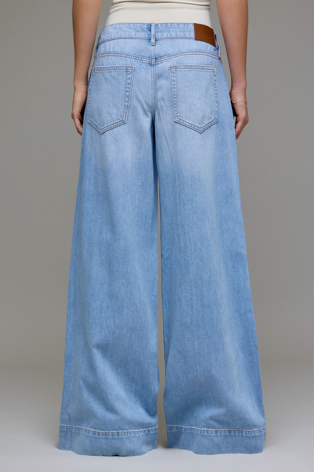 Hazel Low Rise Wide Leg Jean
