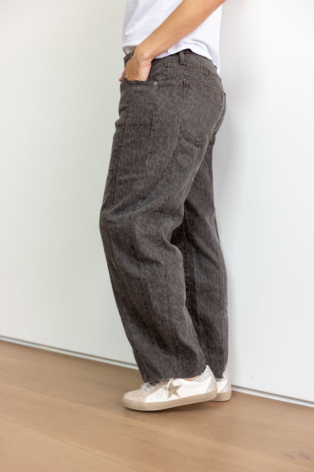 Seamed Barrel Jean