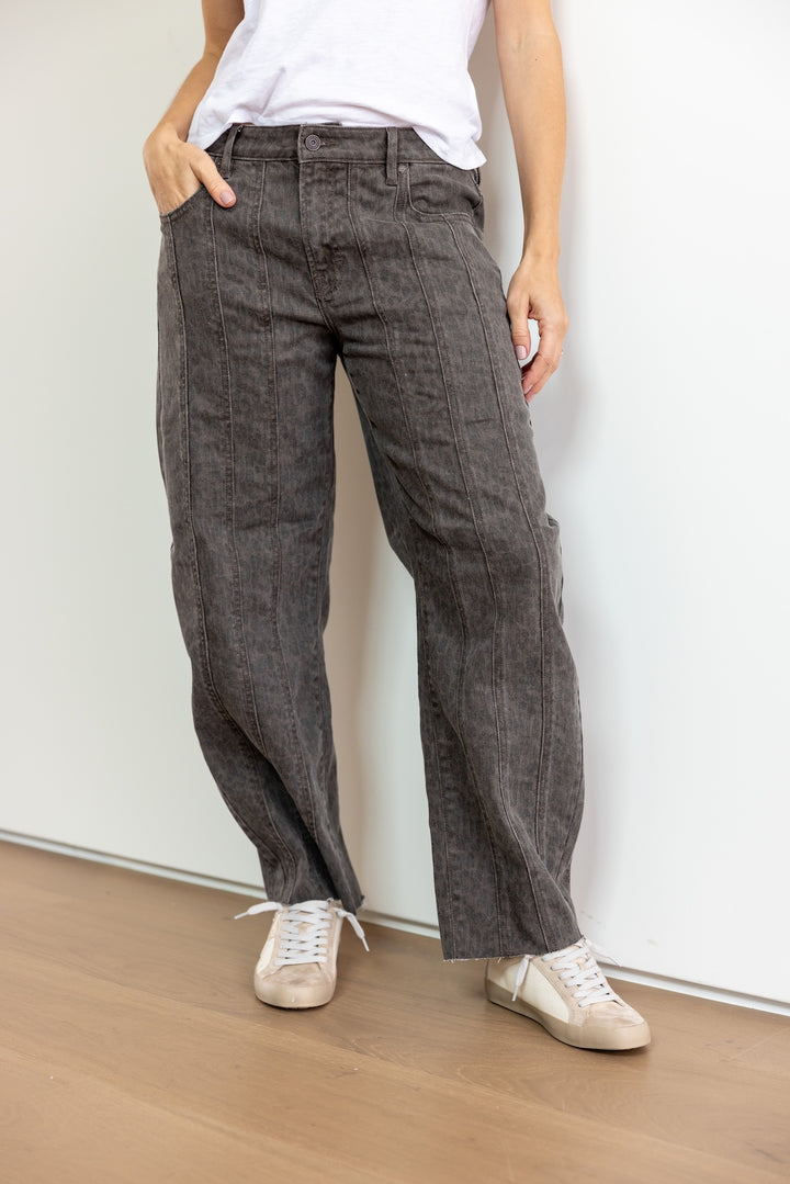Seamed Barrel Jean