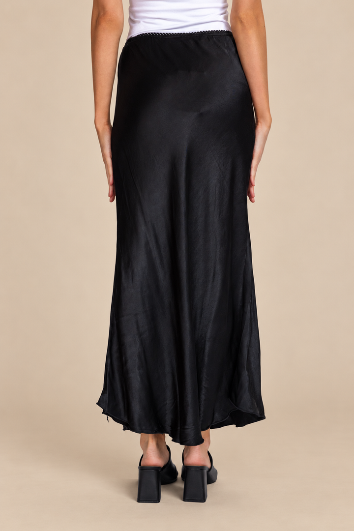 Silky Skirt