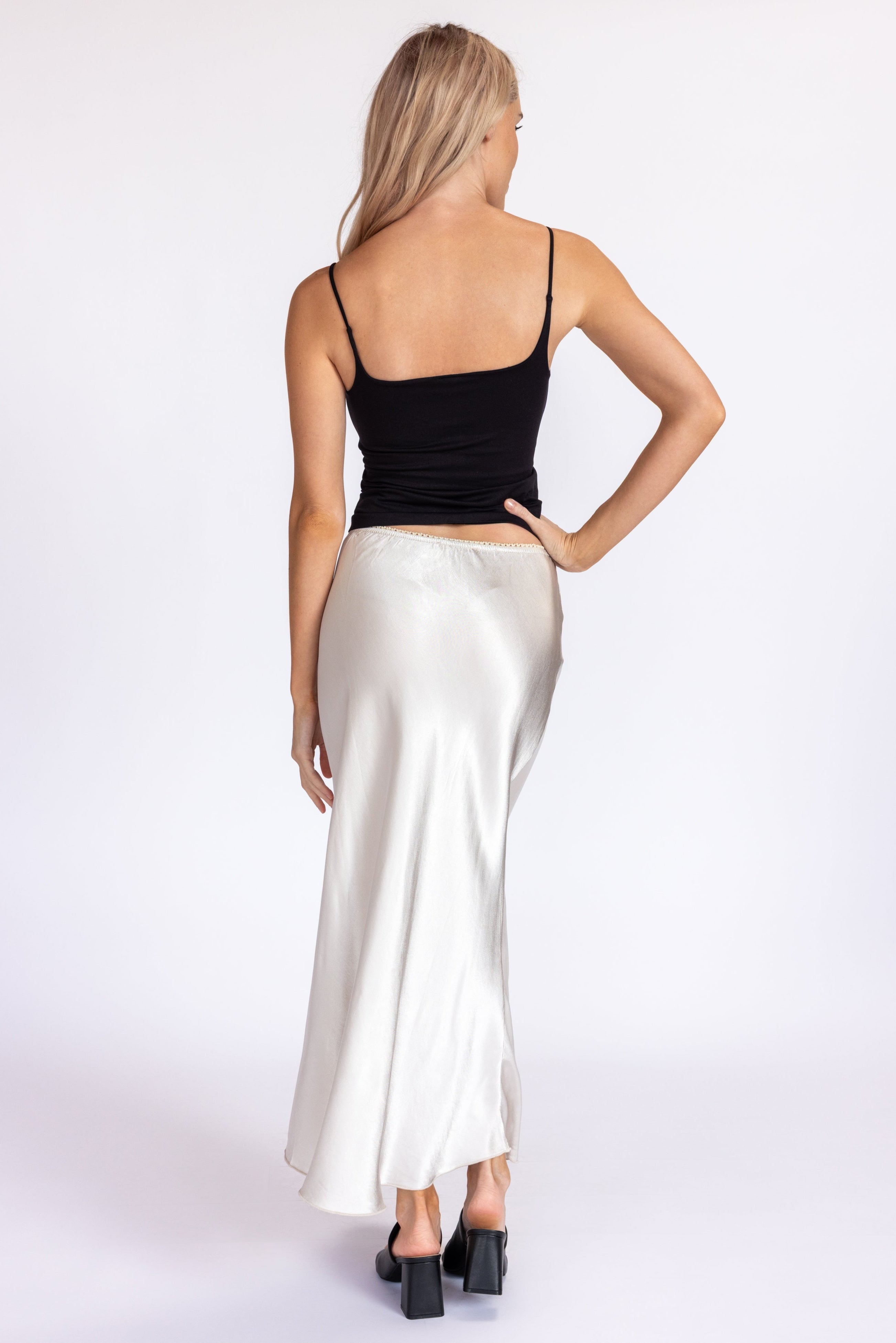 Silky Skirt – Nati Boutique