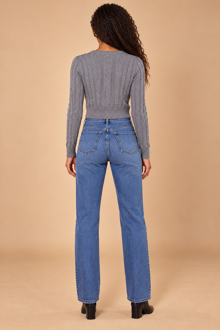 Bethany Cardigan Heather-Grey back on holiday campaign model