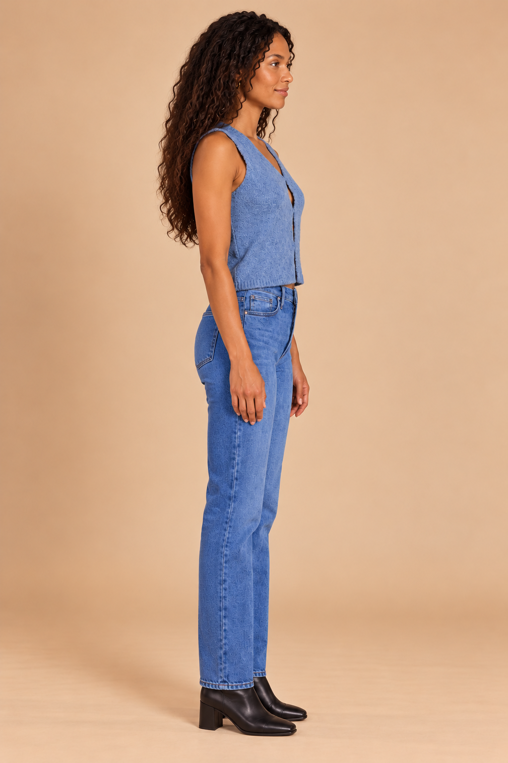 Lauren Vest Cardigan Blue side on holiday campaign model