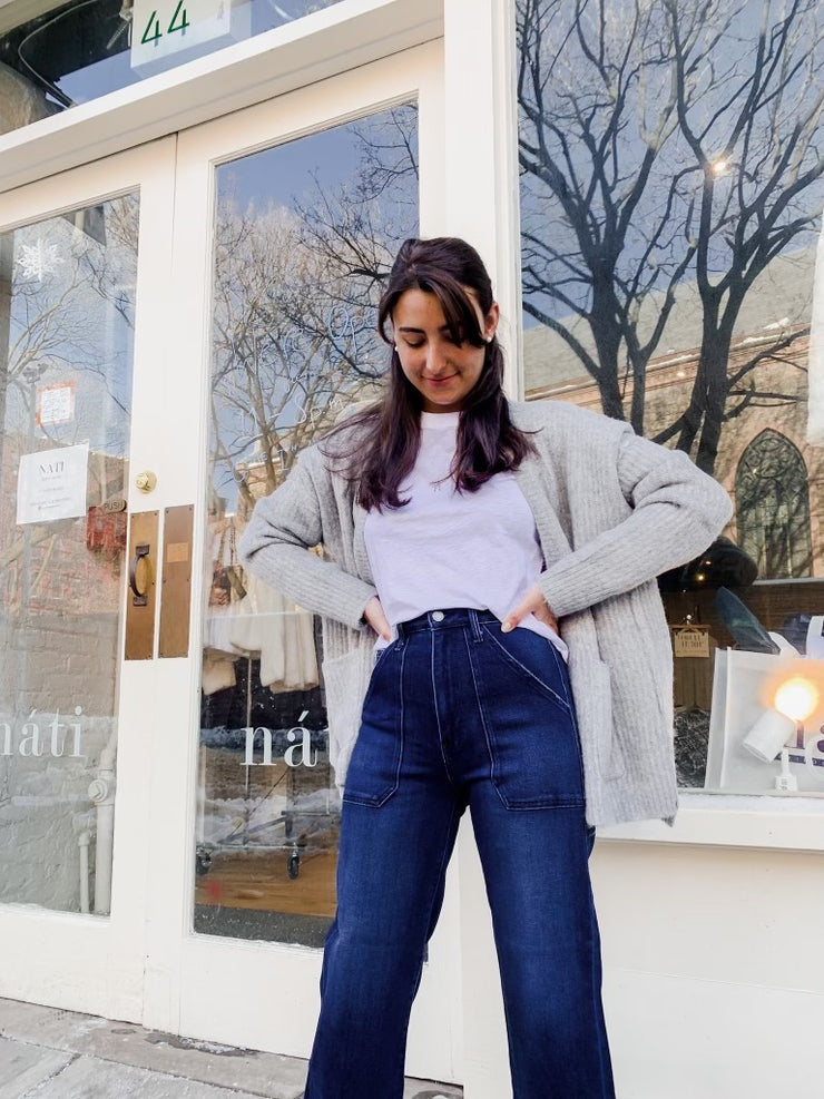 Cargo Pocket Wide Leg Jeans